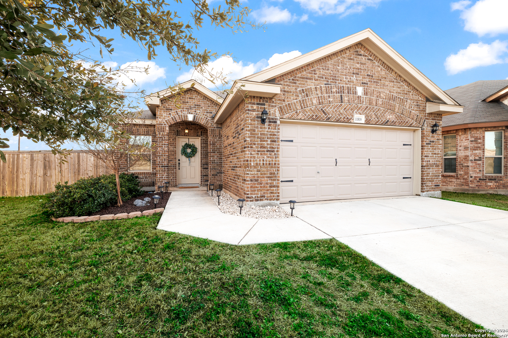 Photo of 11810 Bricewood Pass in Helotes, TX