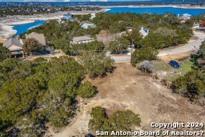 Photo of 748 Riviera Dr in Canyon Lake, TX