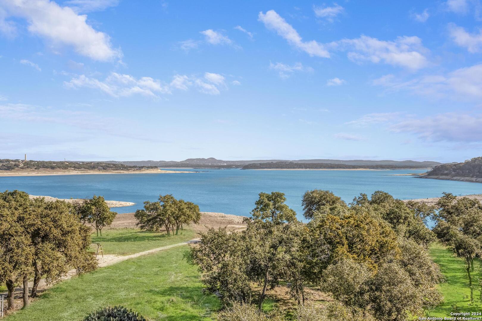 Photo of 2633 Lakeview Dr in Canyon Lake, TX