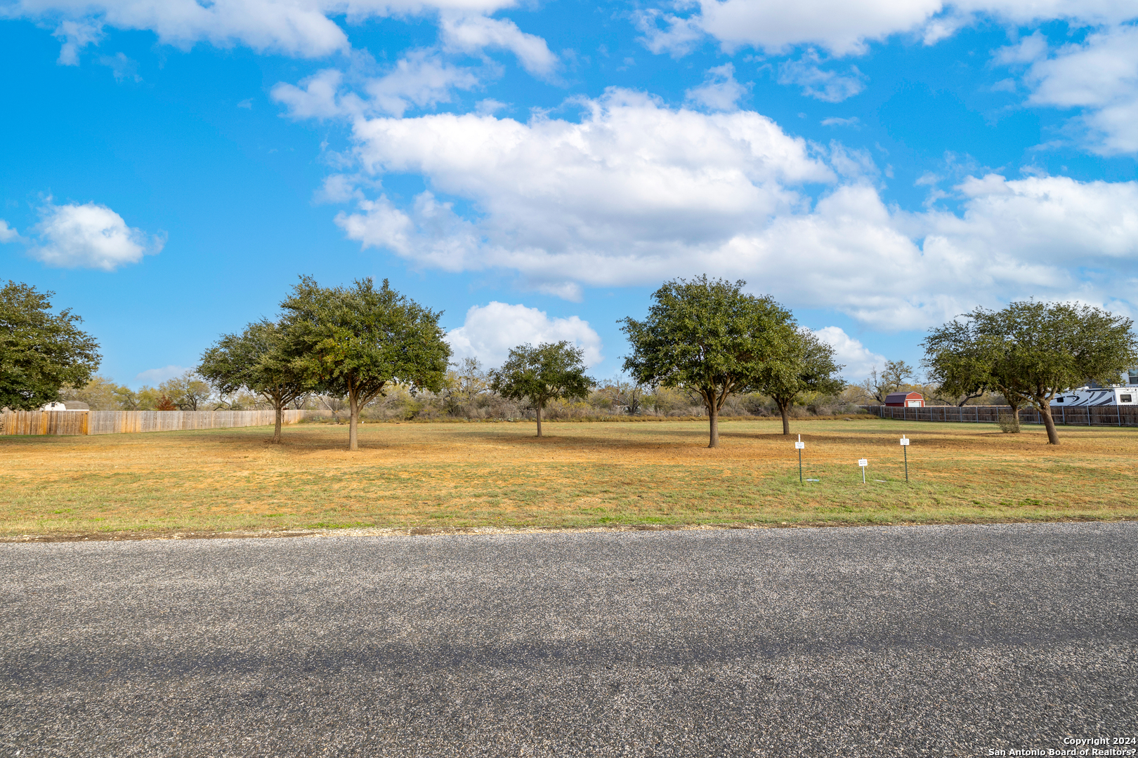 Photo of 141 Short Meadow Dr in Lytle, TX