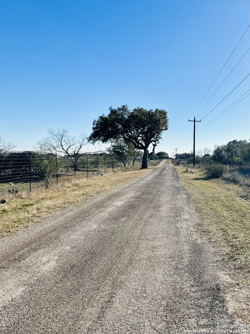 Photo of 2234 Us Hwy 90 W in Castroville, TX