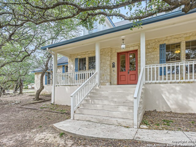 Photo of 500 Dresden Wood Dr in Boerne, TX