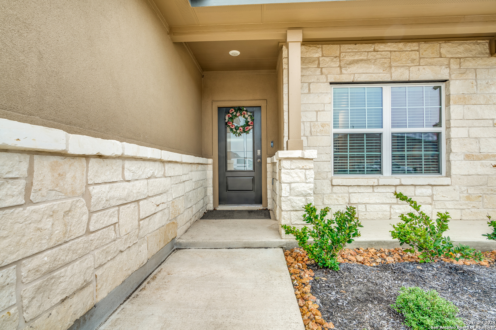 If you have additional questions regarding 9914 Tupelo Hollow  in San Antonio or would like to tour the property with us call 800-660-1022 and reference MLS# 1750961.
