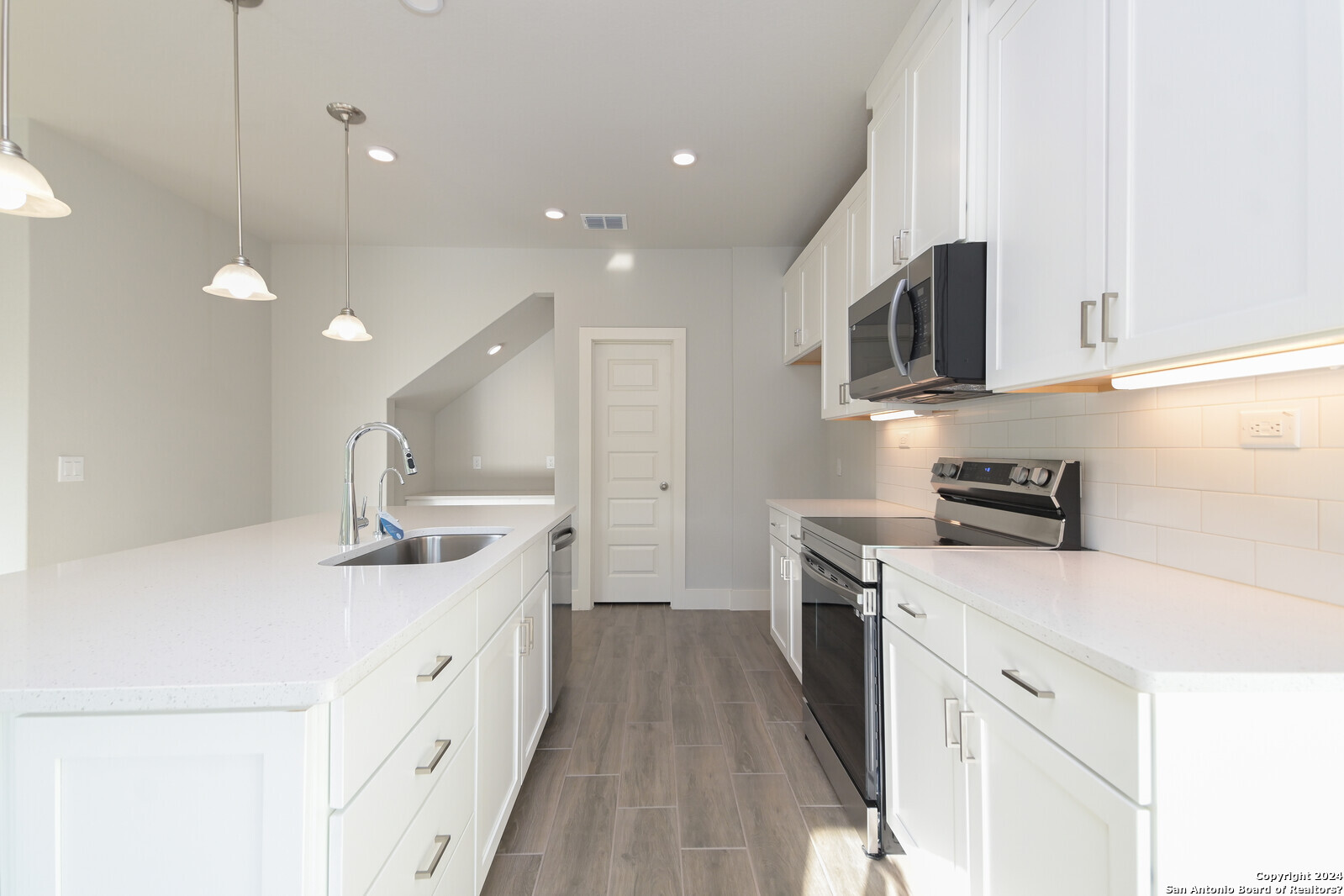 16011 Babcock Rd, #24, San Antonio, TX 78255