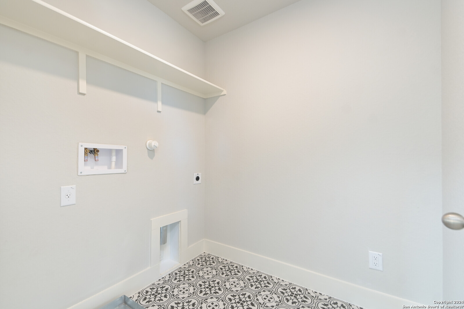 16011 Babcock Rd, #24, San Antonio, TX 78255