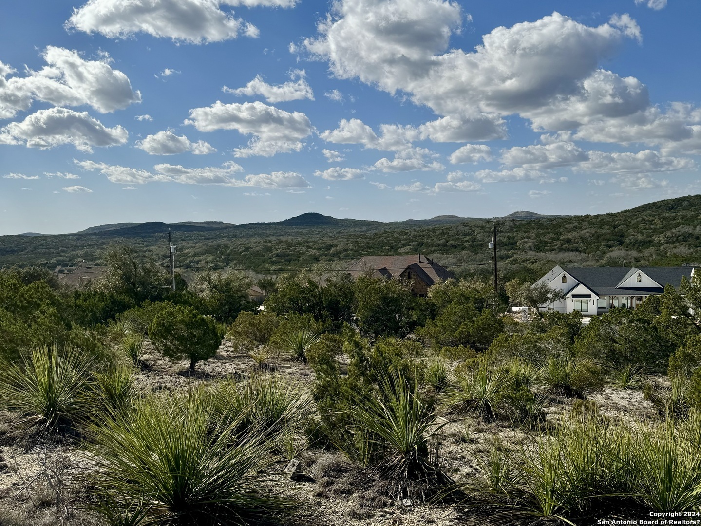If you have additional questions regarding 25218 SINGING RAIN  in San Antonio or would like to tour the property with us call 800-660-1022 and reference MLS# 1750734.