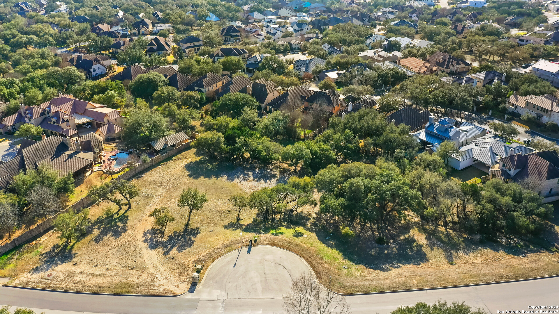 If you have additional questions regarding 163 DOMINION DR  in San Antonio or would like to tour the property with us call 800-660-1022 and reference MLS# 1750156.