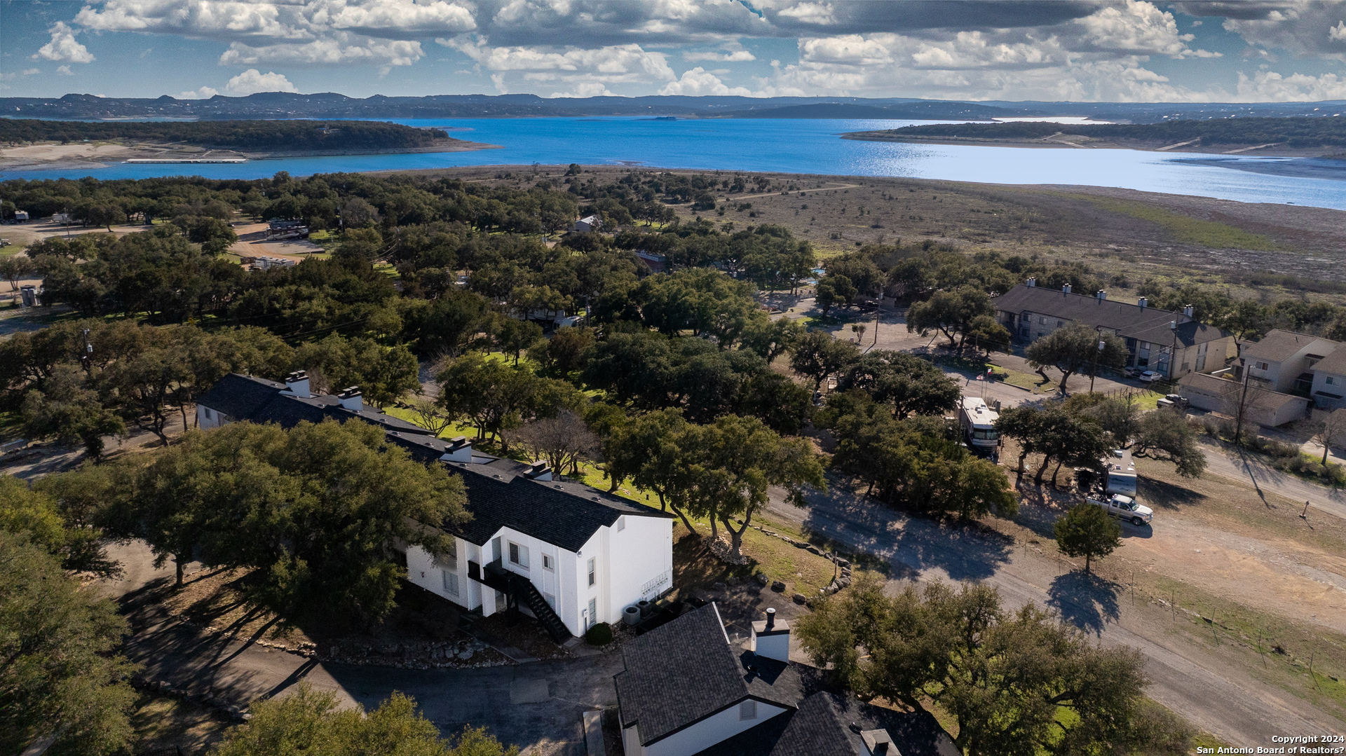 Photo of 1185 Parkview Dr in Canyon Lake, TX