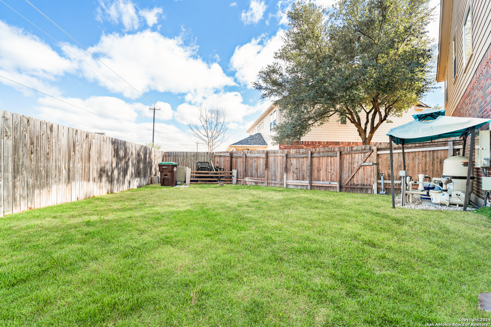 If you have additional questions regarding 11943 WILLIAM CAREY  in San Antonio or would like to tour the property with us call 800-660-1022 and reference MLS# 1750102.