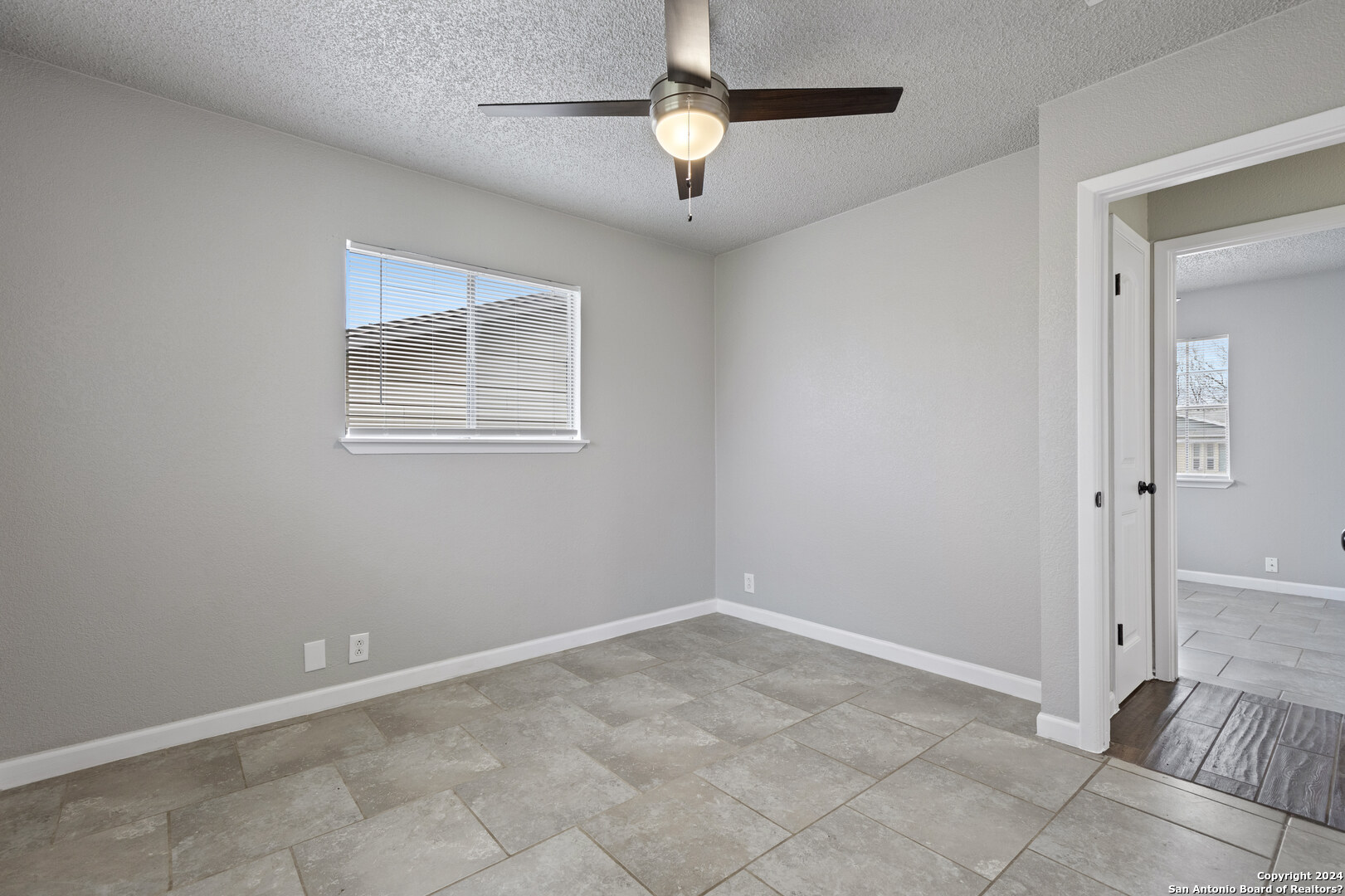 If you have additional questions regarding 4927 CASA ESPANA ST  in San Antonio or would like to tour the property with us call 800-660-1022 and reference MLS# 1750374.
