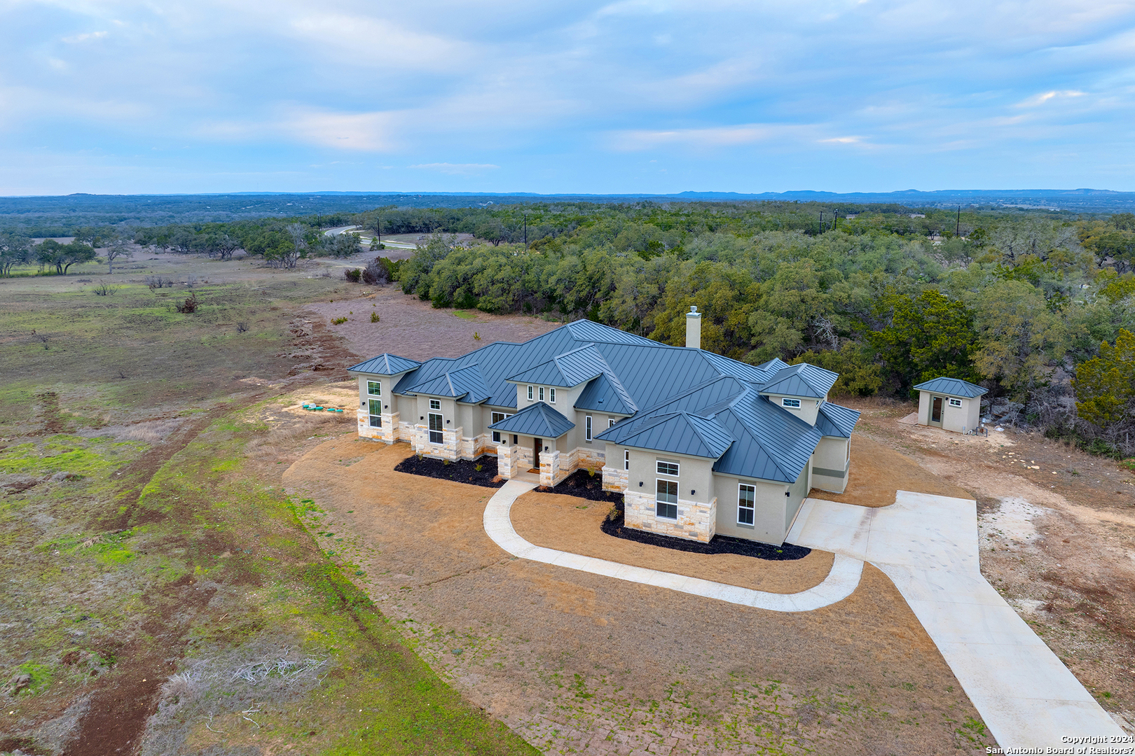 If you have additional questions regarding 812 Old 32 Crossing Dr  in Blanco or would like to tour the property with us call 800-660-1022 and reference MLS# 1750266.