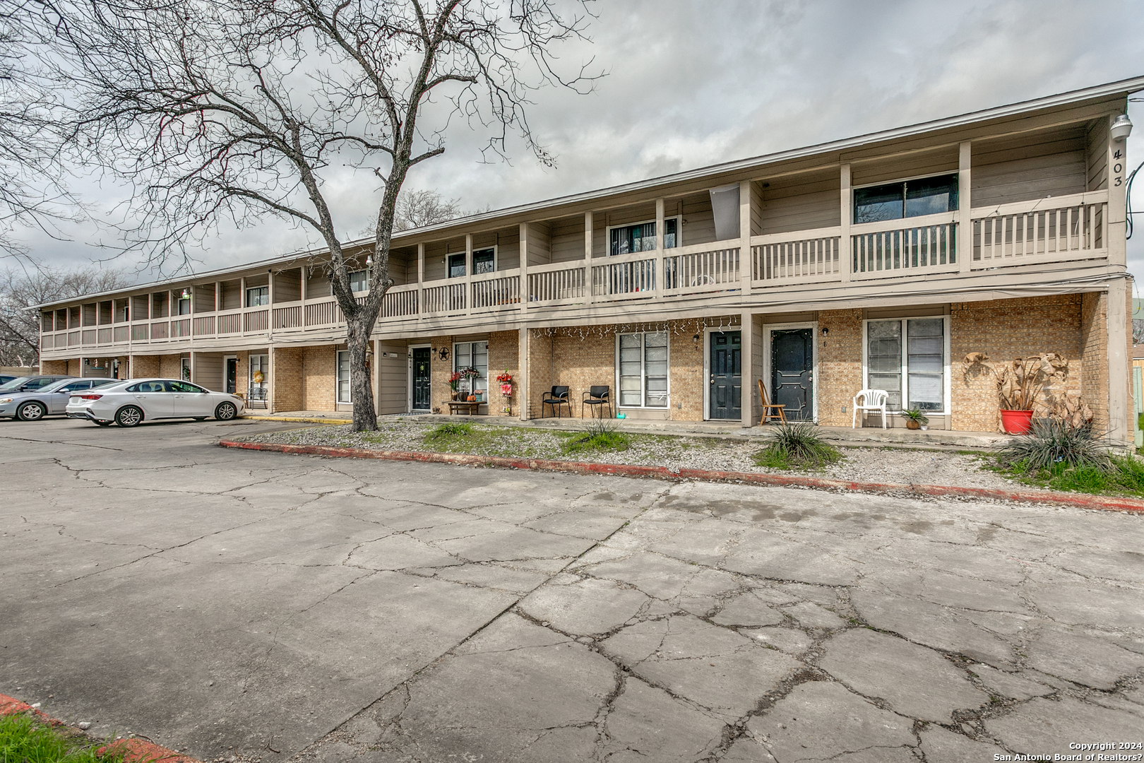 If you have additional questions regarding 403 HARTLINE DR  in San Antonio or would like to tour the property with us call 800-660-1022 and reference MLS# 1750436.