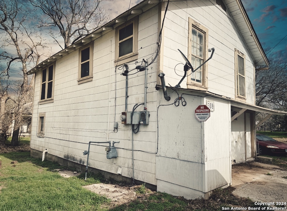 Photo of 308 Westmeyer St in Poth, TX