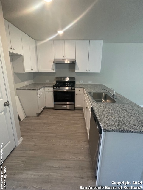 If you have additional questions regarding 10111 BRAUN CLOUD  in San Antonio or would like to tour the property with us call 800-660-1022 and reference MLS# 1750396.