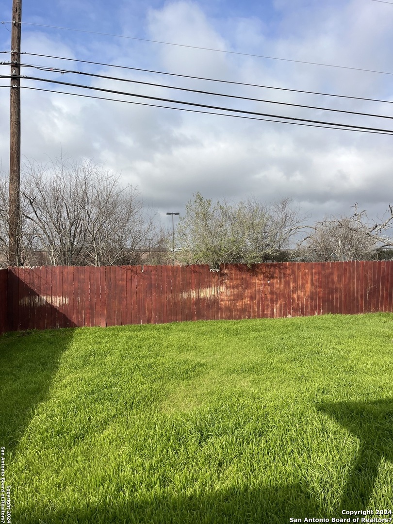 If you have additional questions regarding 20511 Liatris Ln  in San Antonio or would like to tour the property with us call 800-660-1022 and reference MLS# 1750704.