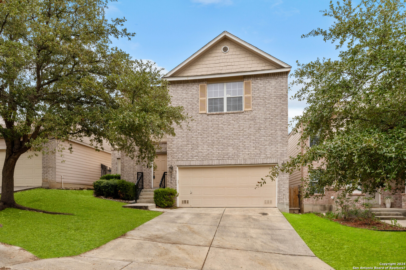 If you have additional questions regarding 5523 TOMAS CIR  in San Antonio or would like to tour the property with us call 800-660-1022 and reference MLS# 1750800.