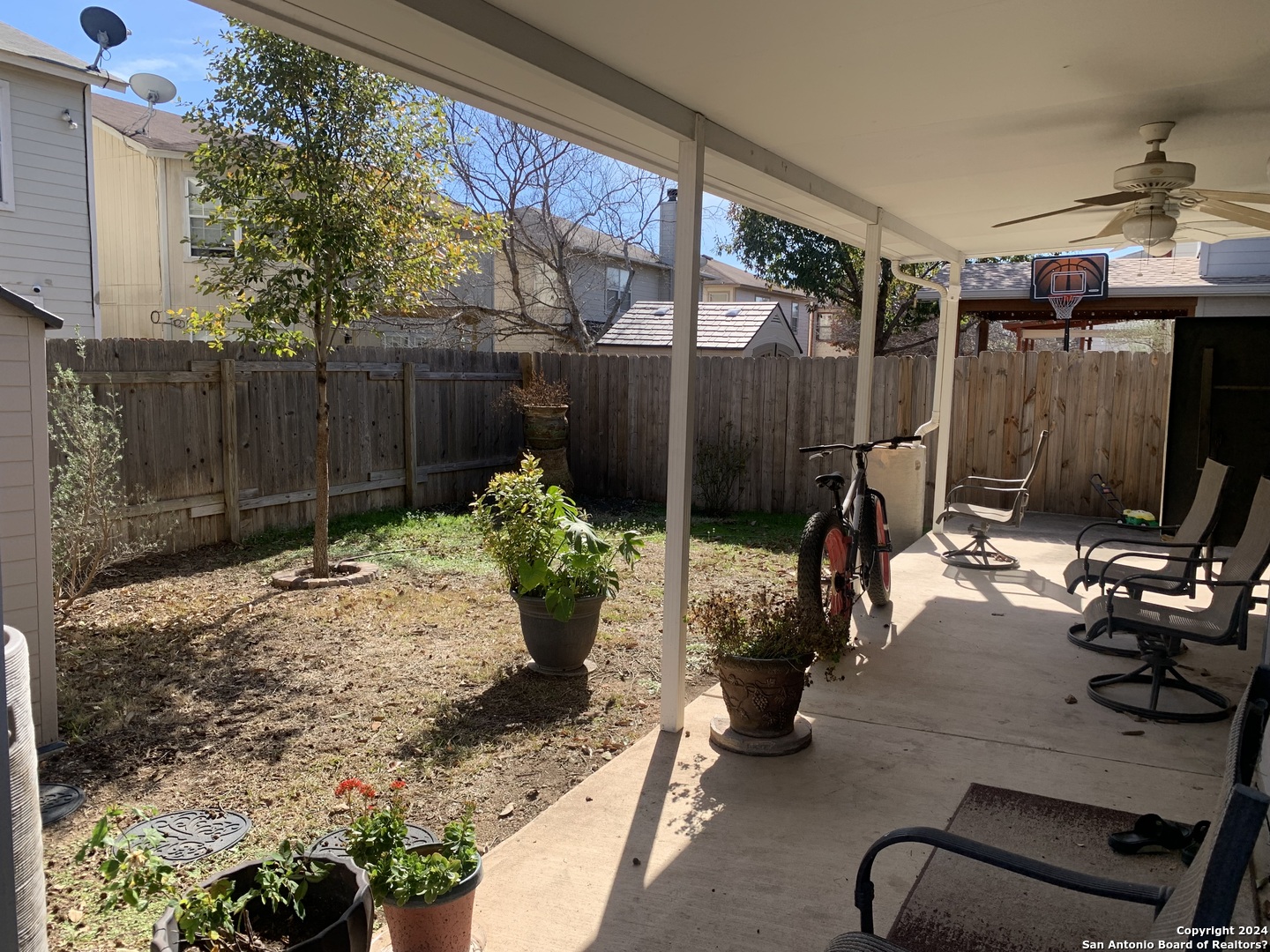 If you have additional questions regarding 50 VIKING OAK  in San Antonio or would like to tour the property with us call 800-660-1022 and reference MLS# 1750763.