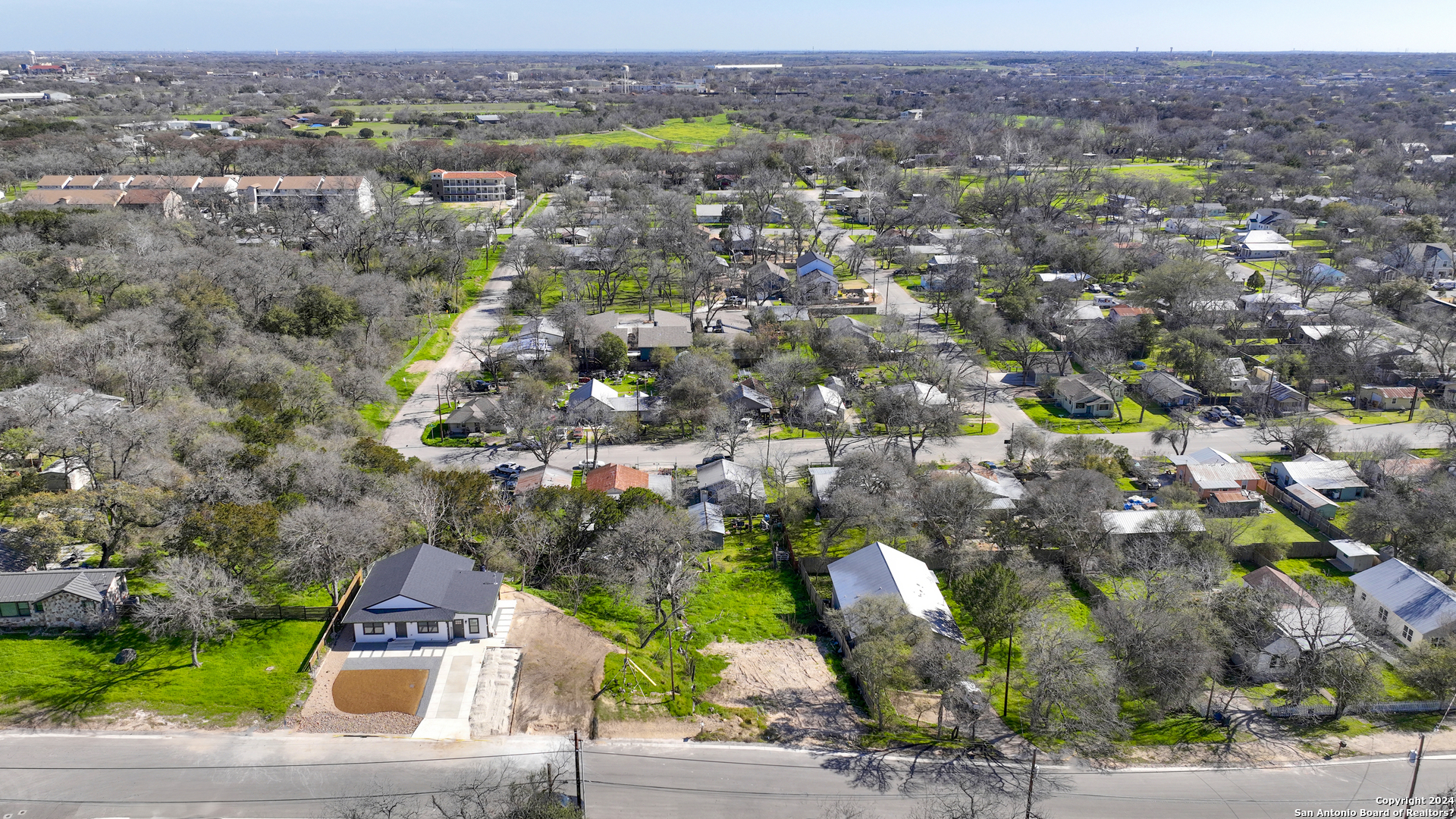 Photo of 540 South St in New Braunfels, TX