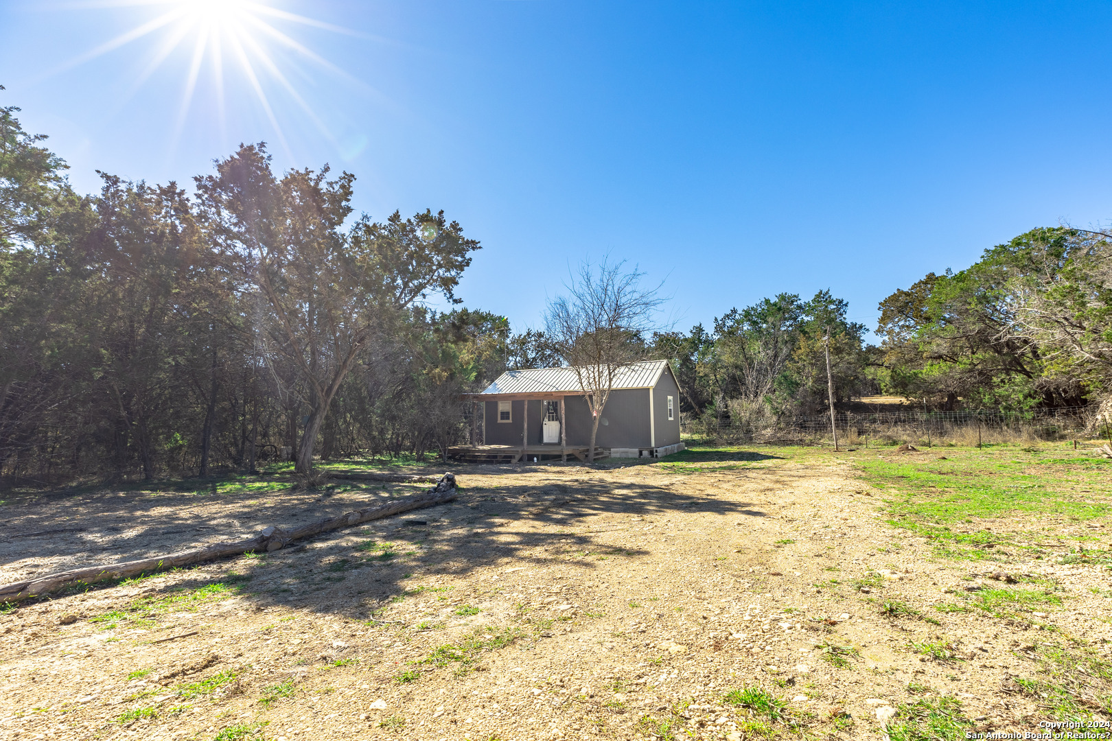 Photo of 476 Northeast Dr in Bandera, TX