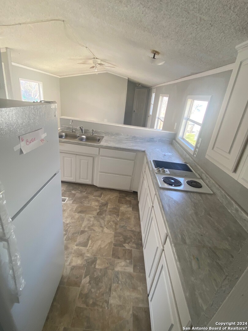 1311 W Hein Rd, #19, San Antonio, TX 78220