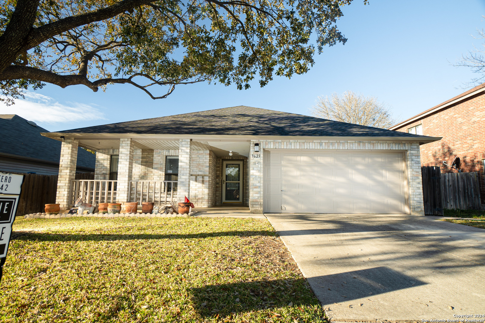 Photo of 9623 Roycroft Ave in Helotes, TX
