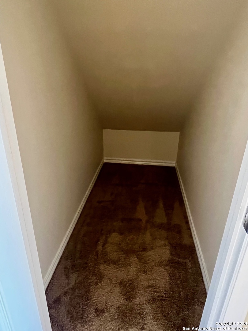 7100 MISTY RIDGE DR   Converse TX 78109-2701