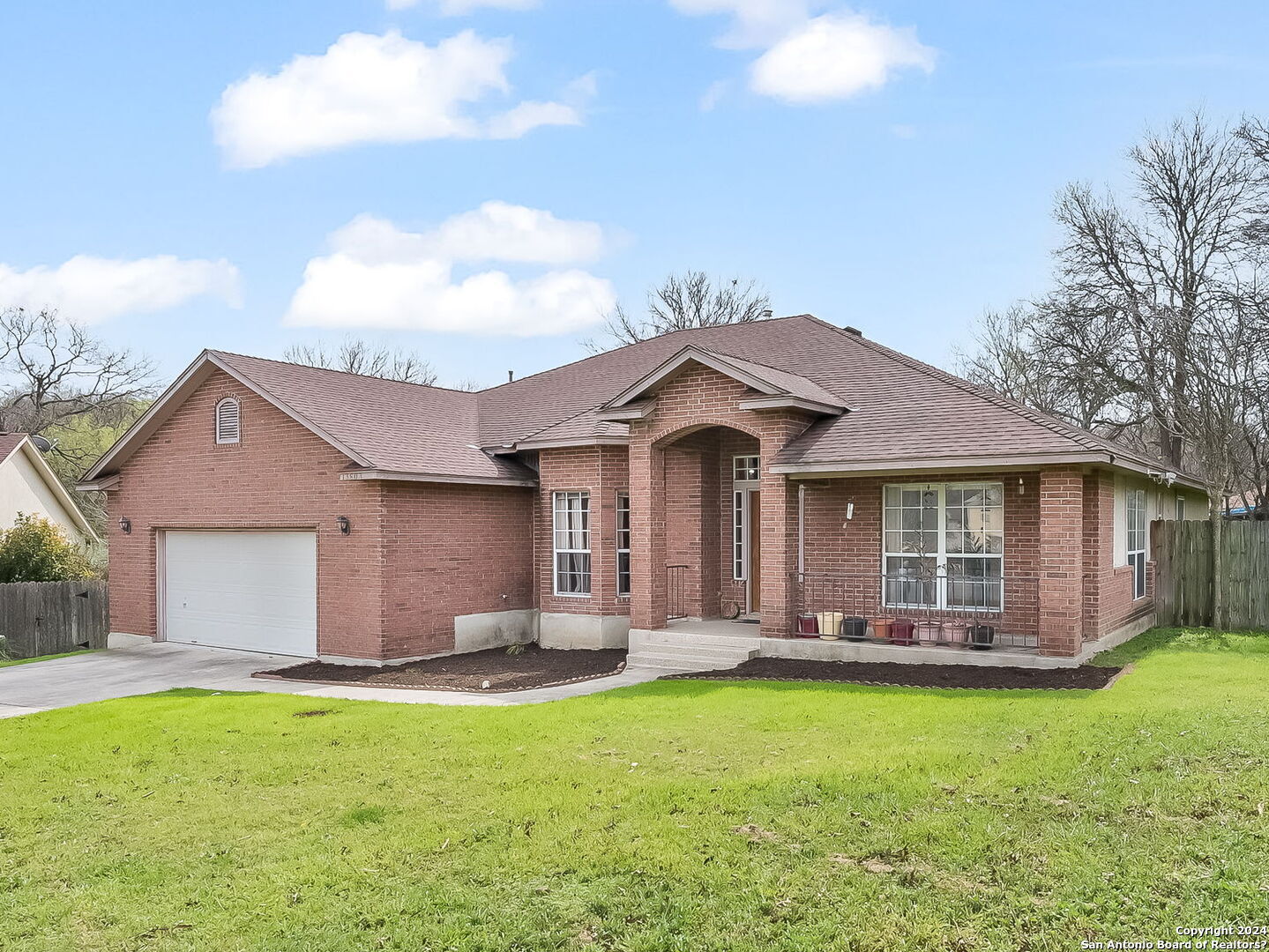 Photo of 13603 Puro Oro Dr in Universal City, TX