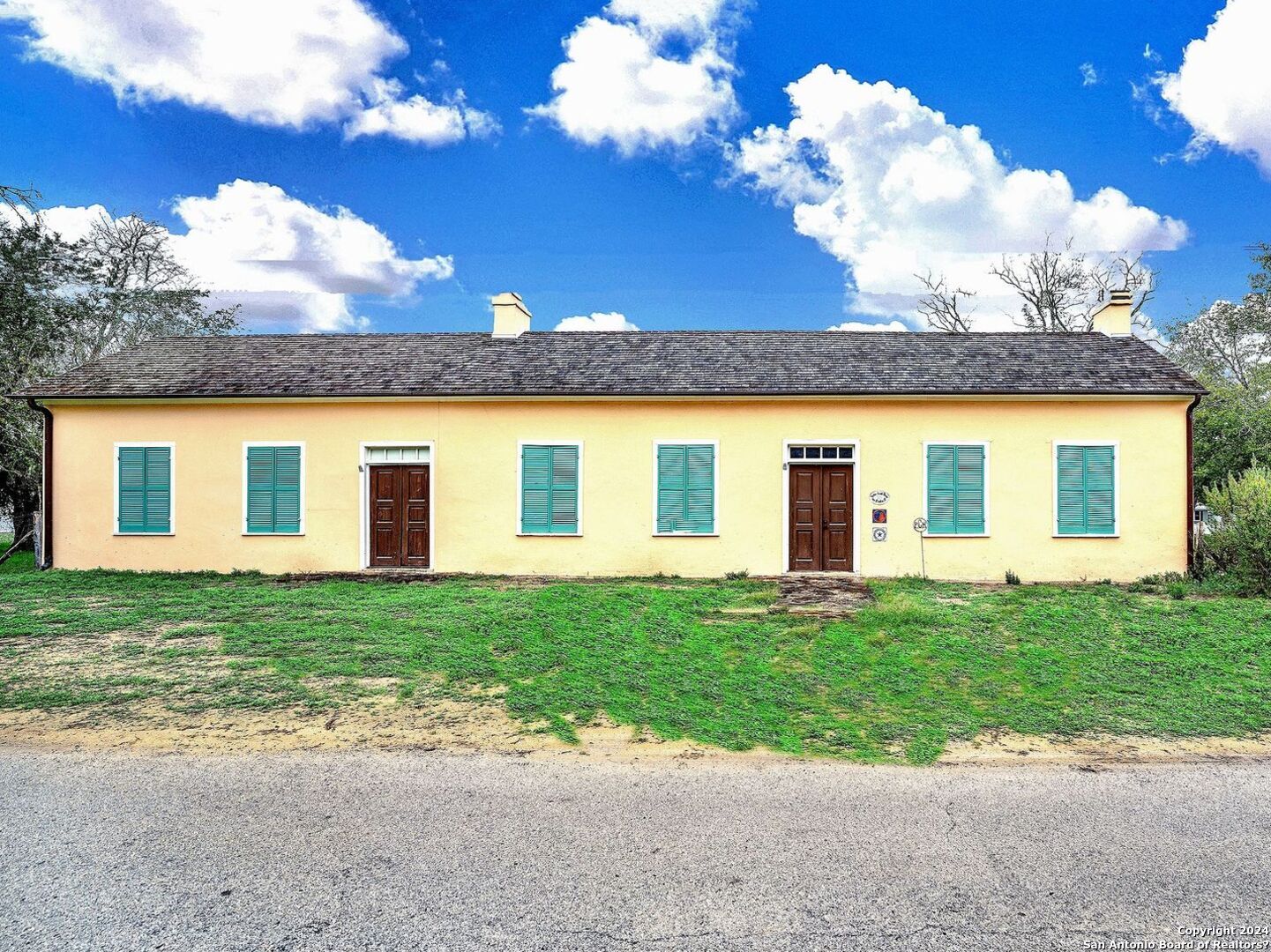 Photo of 505 Houston St in Castroville, TX