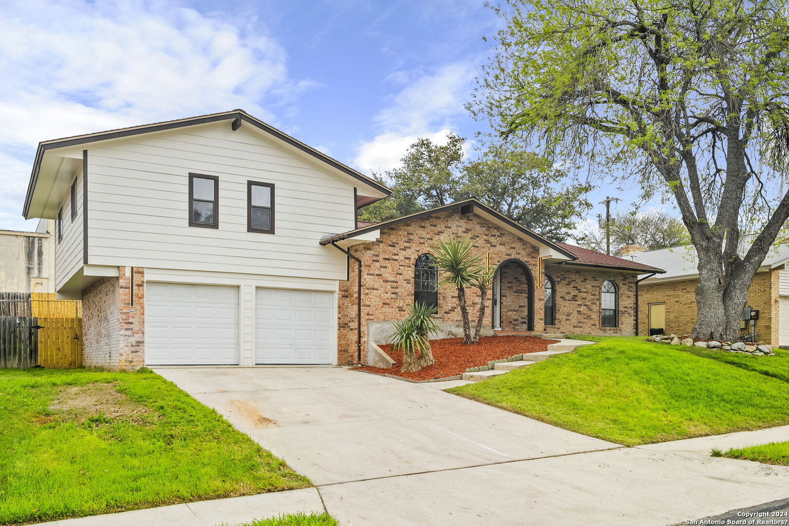 Photo of 6311 Mary Jamison St in Leon Valley, TX