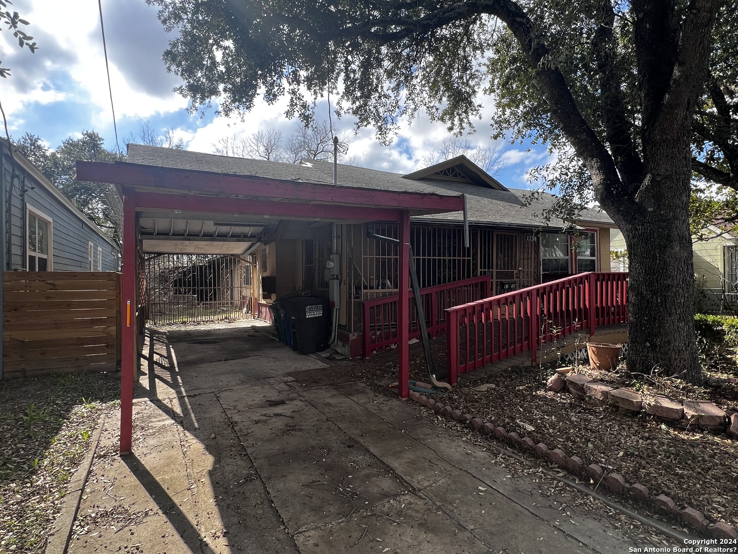 Photo of 1730 Mistletoe Ave in San Antonio, TX
