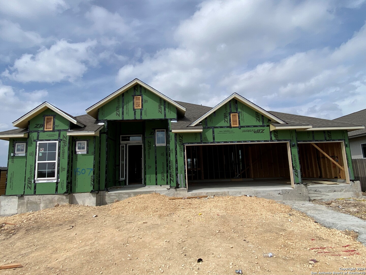 Photo of 1507 Honey Brown in New Braunfels, TX