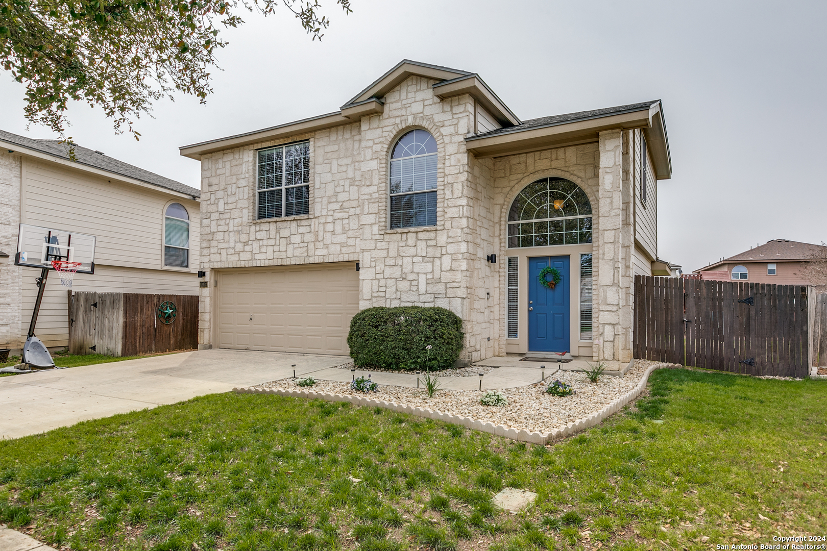 Photo of 10322 Filly Vly in San Antonio, TX