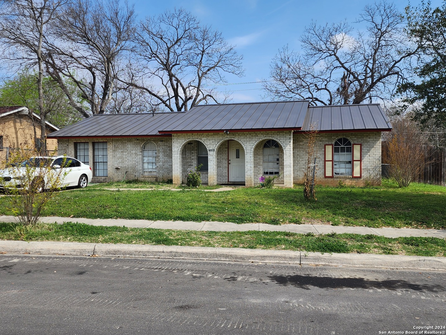 Photo of 4939 Casa Grande St in San Antonio, TX