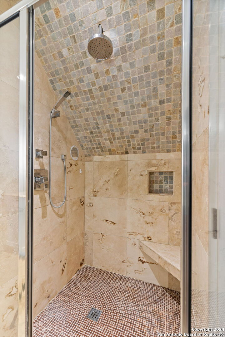 135 Blue Bonnet Blvd, Alamo Heights, TX 78209