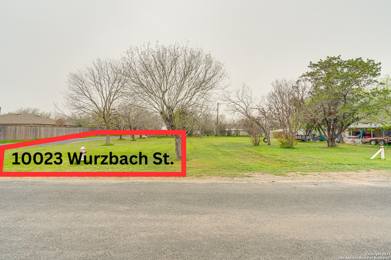 Photo of 10023 Wurzbach St in Converse, TX