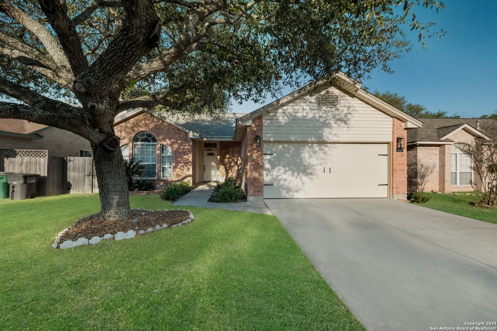 Photo of 6127 Heritage Place Dr in San Antonio, TX