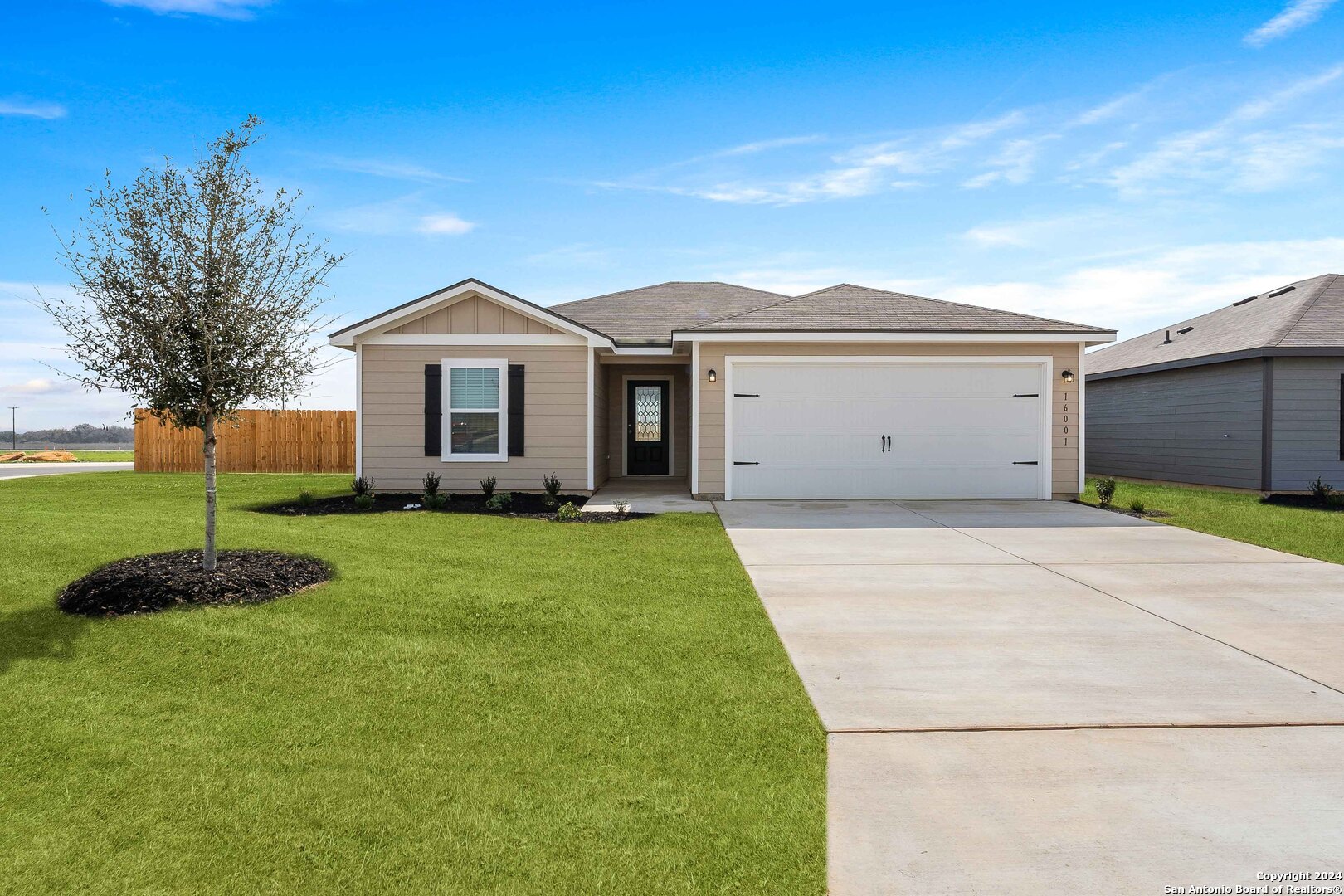 Photo of 16004 Windview Ct in Lytle, TX