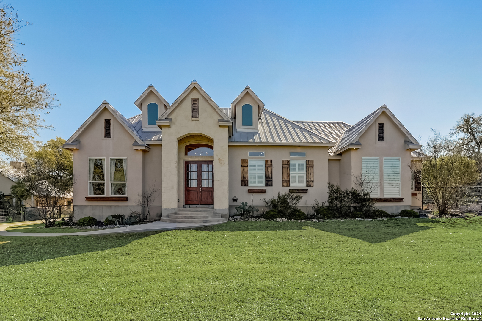 Photo of 1081 Provence Pl in New Braunfels, TX
