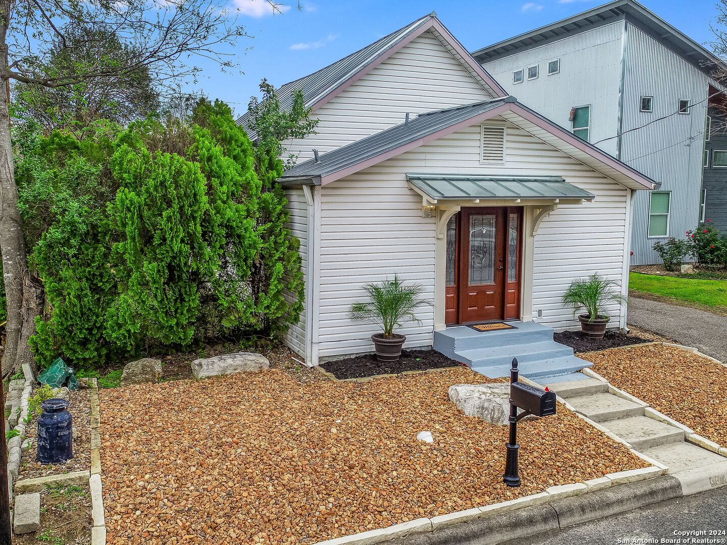 Photo of 503 Graham St in Boerne, TX