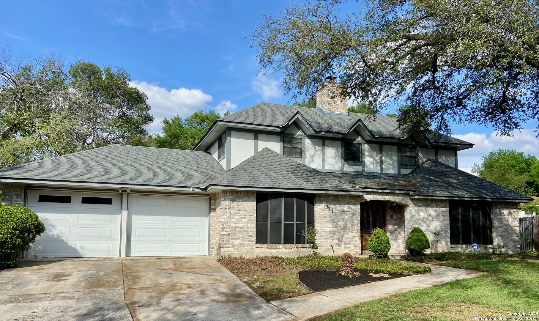 Photo of 13711 Scarsdale St in San Antonio, TX