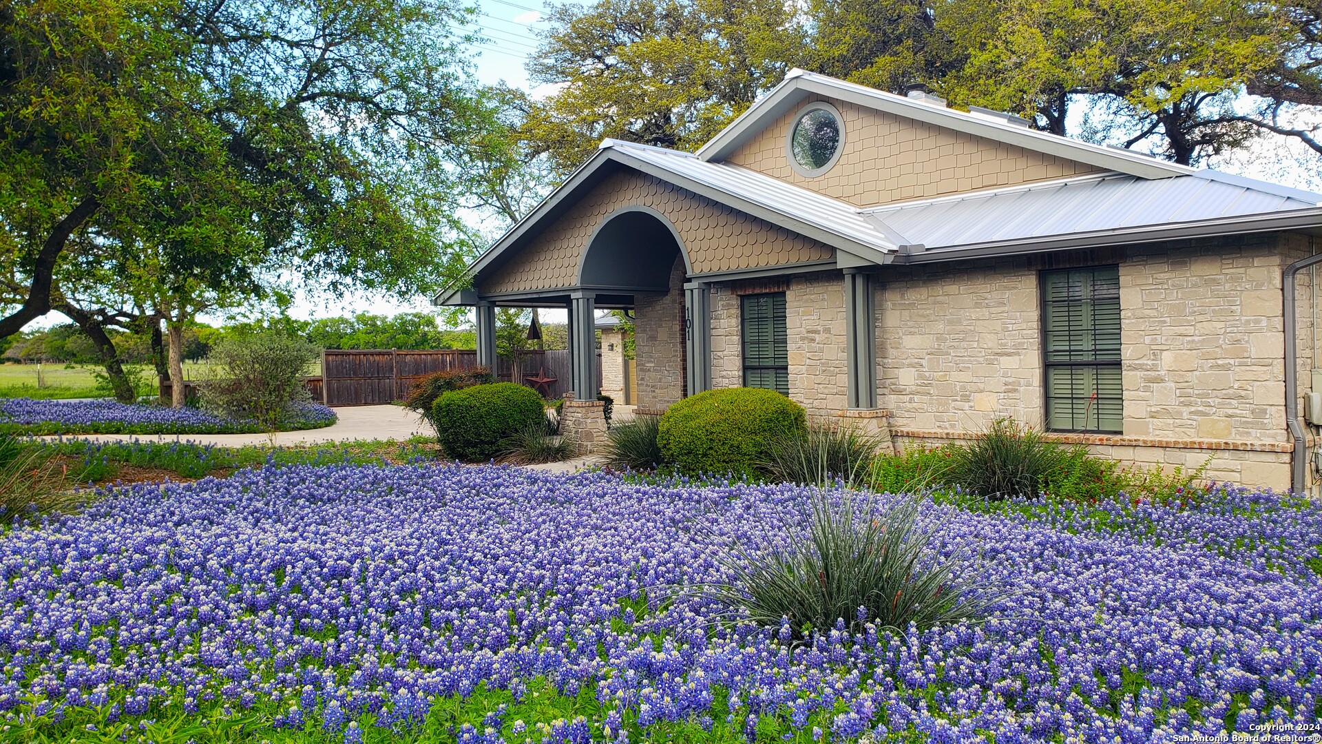 Photo of 101 Brookside in Boerne, TX