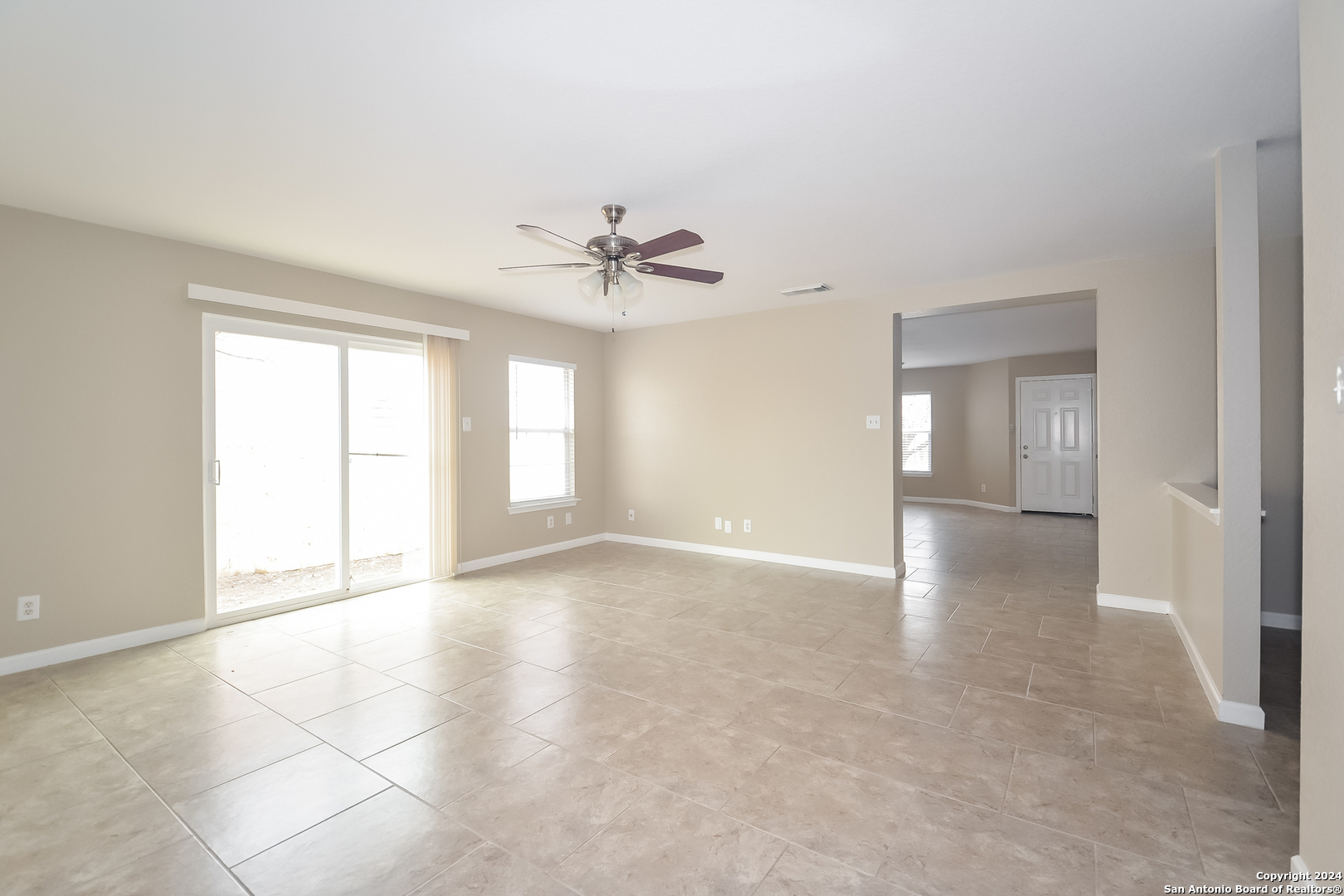 6527 HIGHLAND GRASS   Converse TX 78109-4629