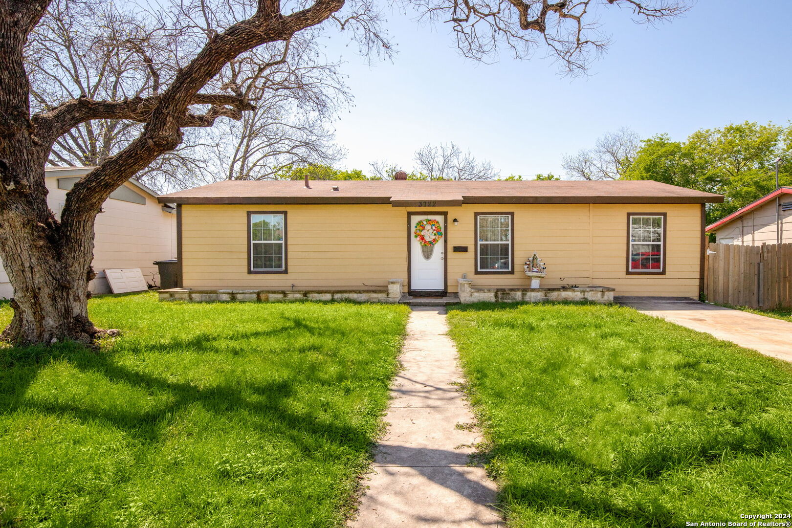 Photo of 3722 Manchester Dr in San Antonio, TX