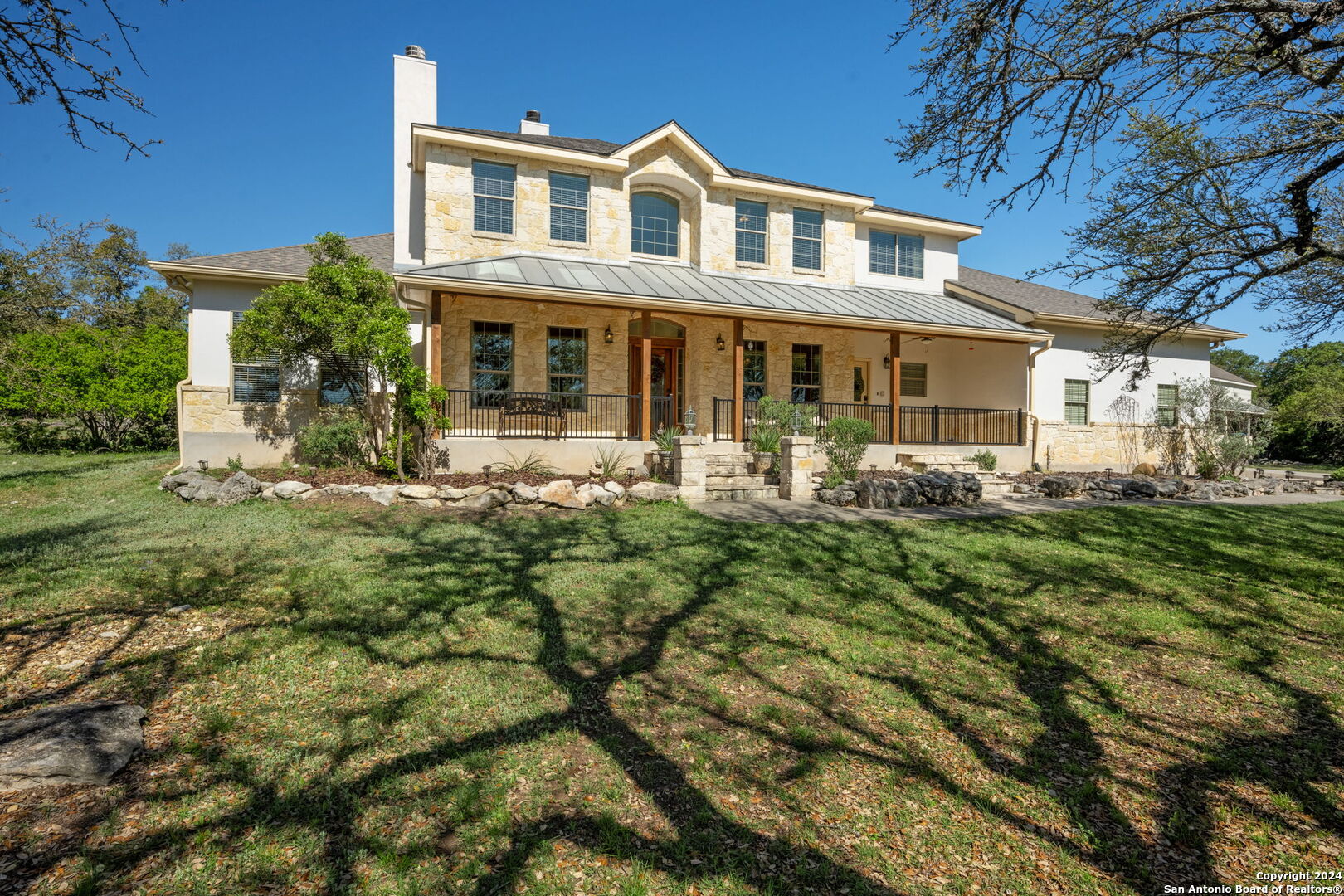 Photo of 1094 Waterstone Pky in Boerne, TX