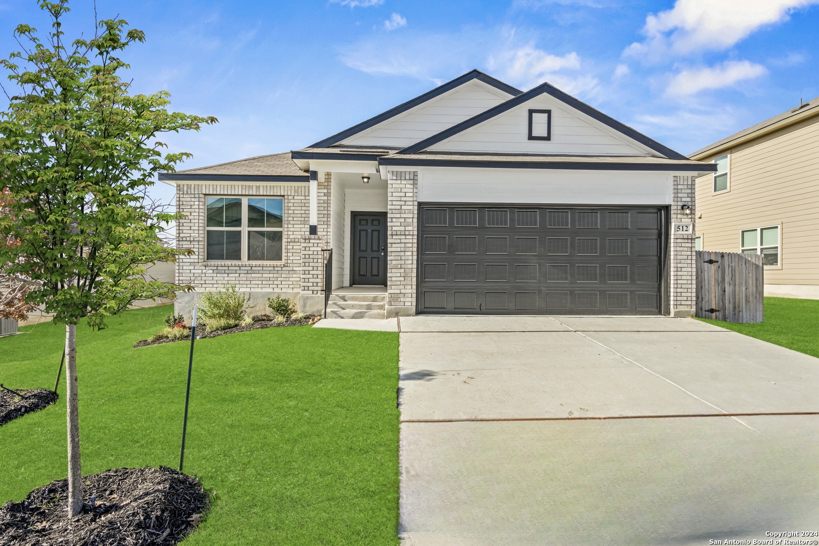 Photo of 512 Chelson Hunt in Cibolo, TX