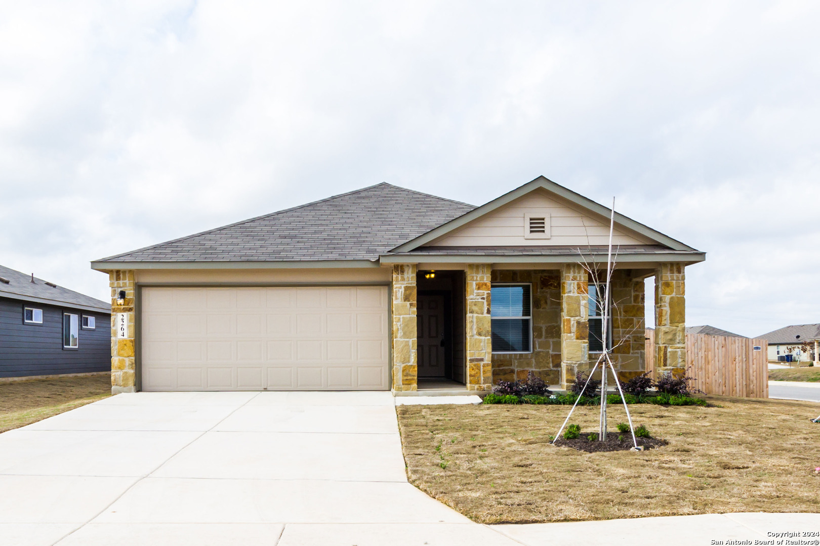 Photo of 2264 Olive Hill Dr in New Braunfels, TX