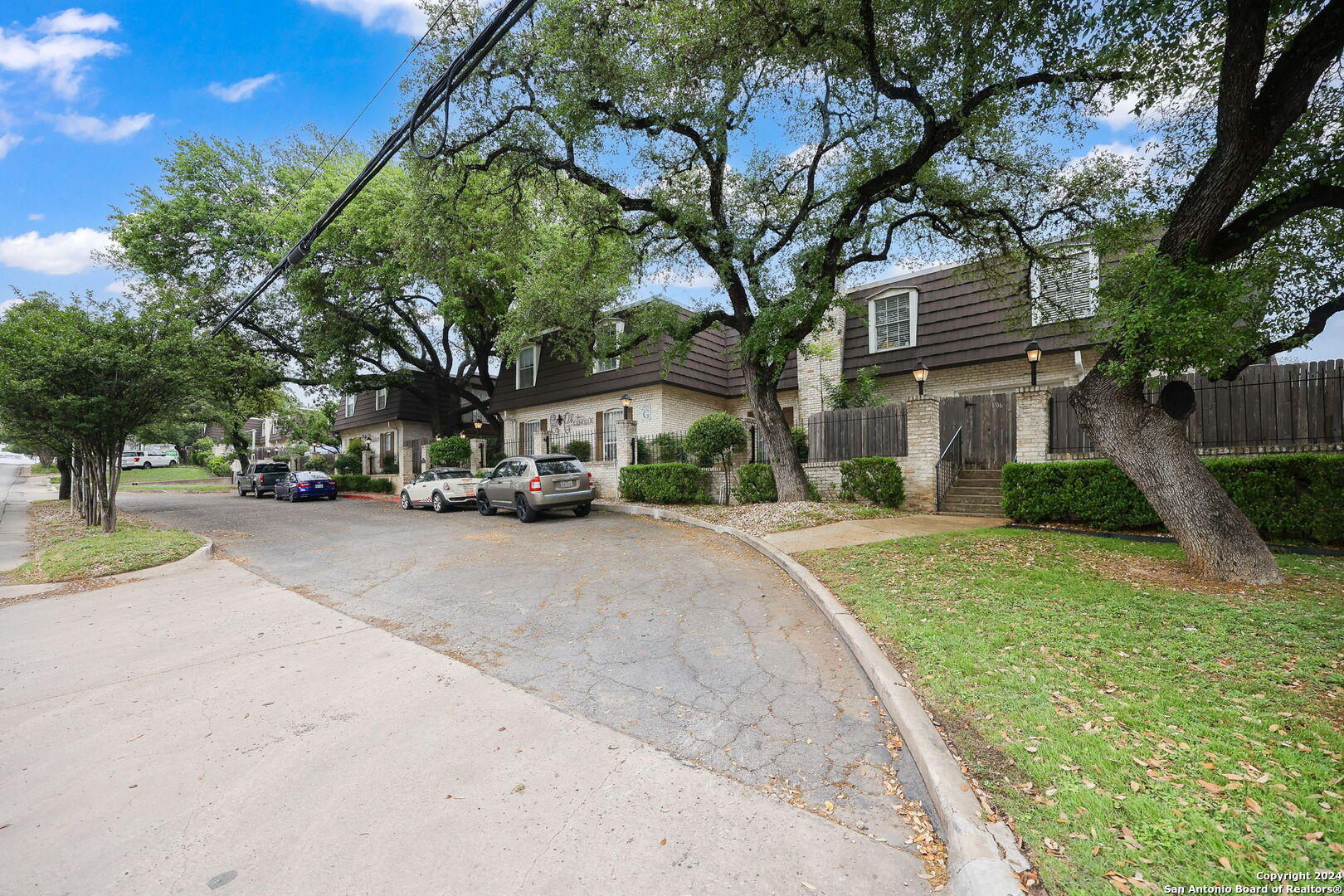 Photo of 8038 Broadway in Alamo Heights, TX
