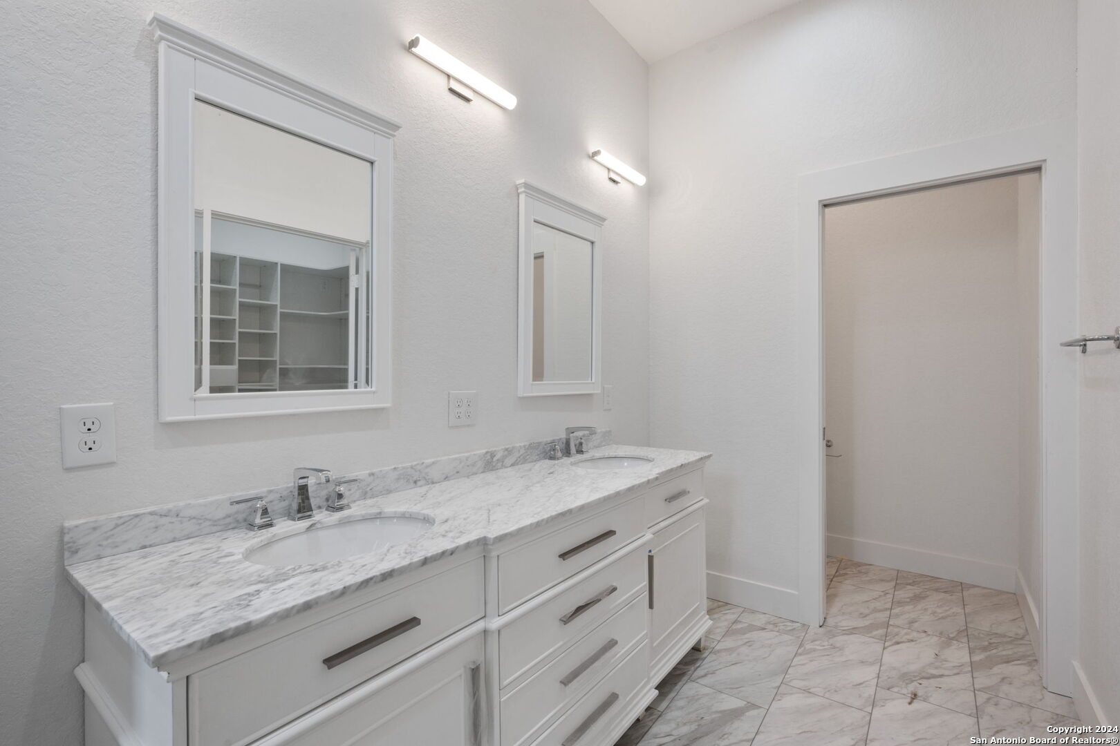 303 JAMES ST, Boerne, TX 78006