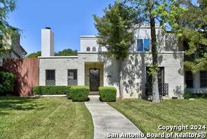 11821 Petal Dr Listing Cover Image