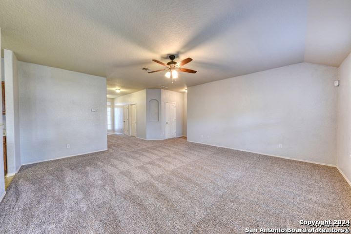 3510 ALONZO FLDS   Converse TX 78109-3538